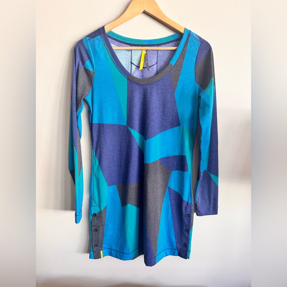 Lolë Tunic Top - Size S